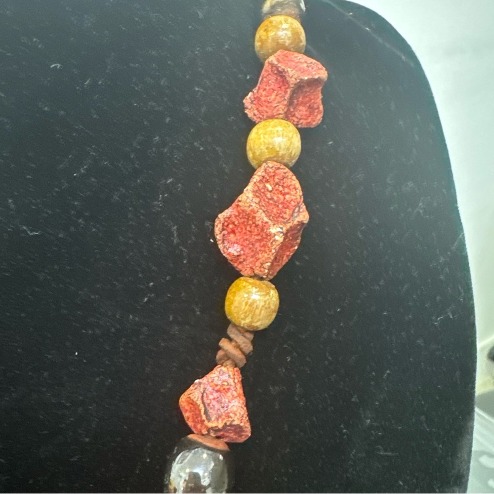 Como Vintage Red and Gold Statement Beaded Necklace - Picture 4 of 6